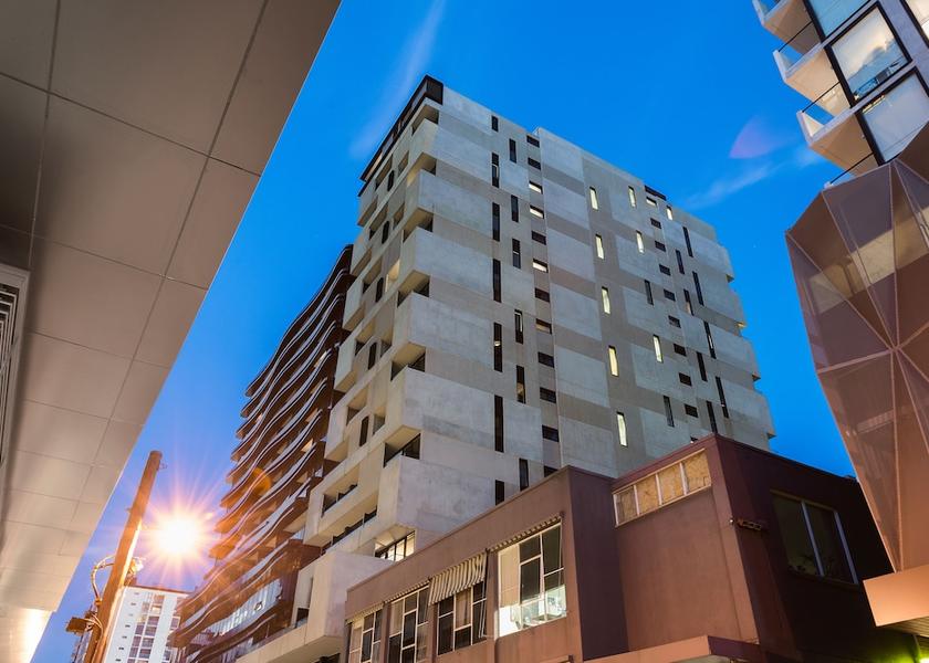 Victoria South Yarra Exterior Detail