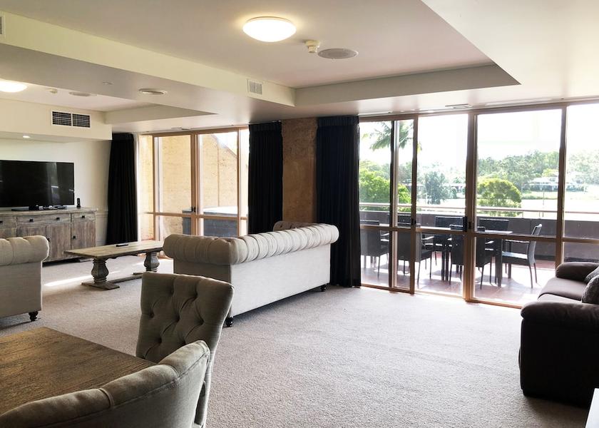 Queensland Kooralbyn Room