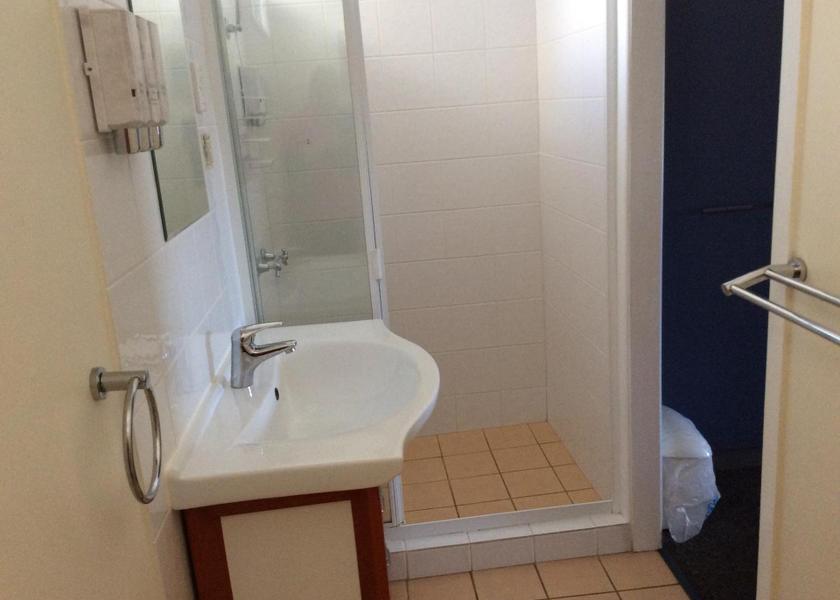 Queensland Kingaroy King/Triple Pet Friendly 