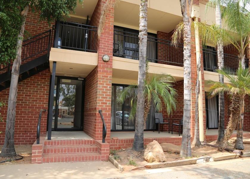 New South Wales Wentworth Exterior
