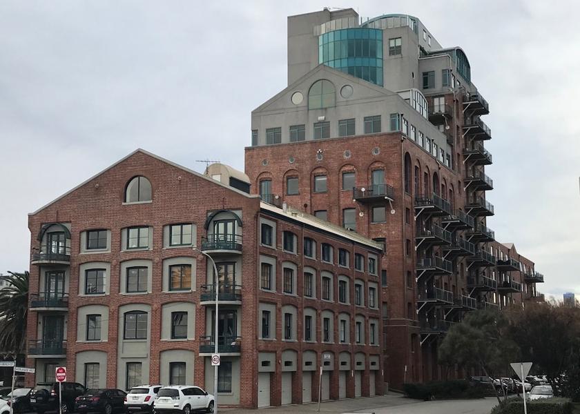 Victoria Port Melbourne Beach