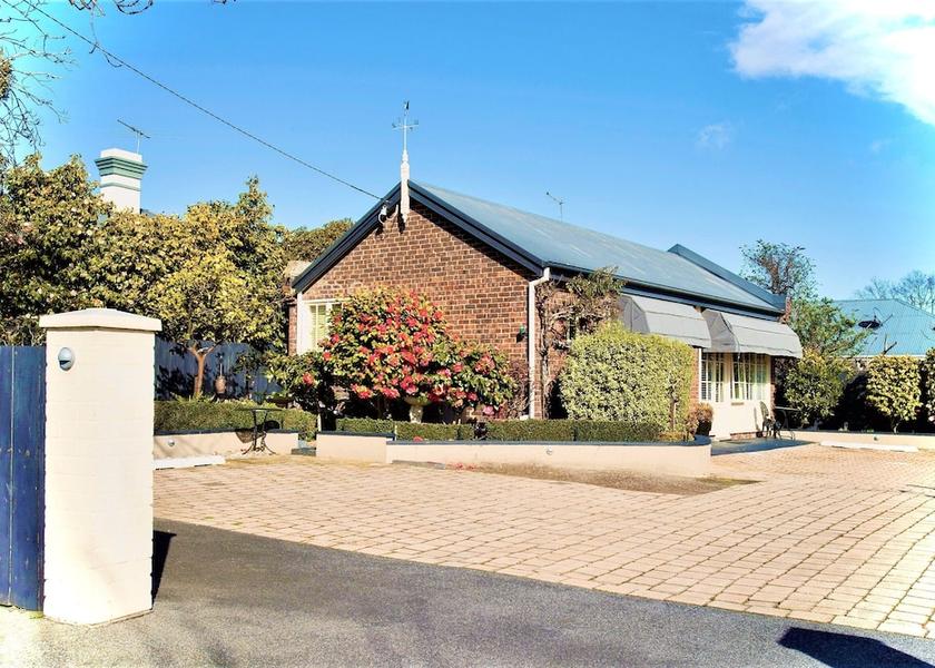 Tasmania Launceston Room