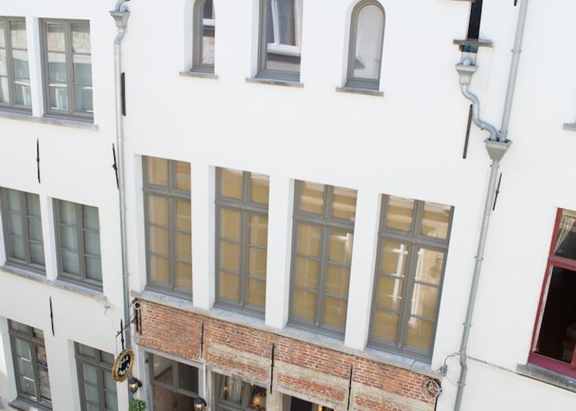 Flemish Region Antwerp Room