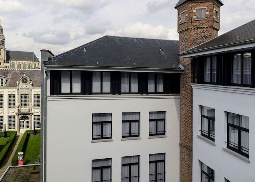 Flemish Region Antwerp Exterior Detail