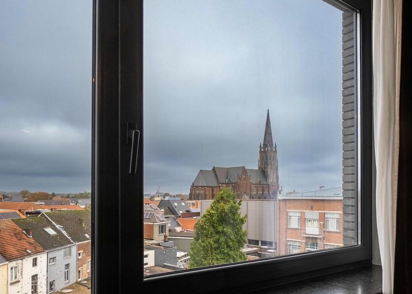 Flemish Region Aalst Room