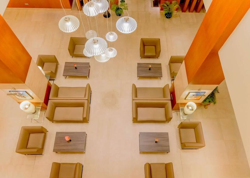  Cotonou Lobby