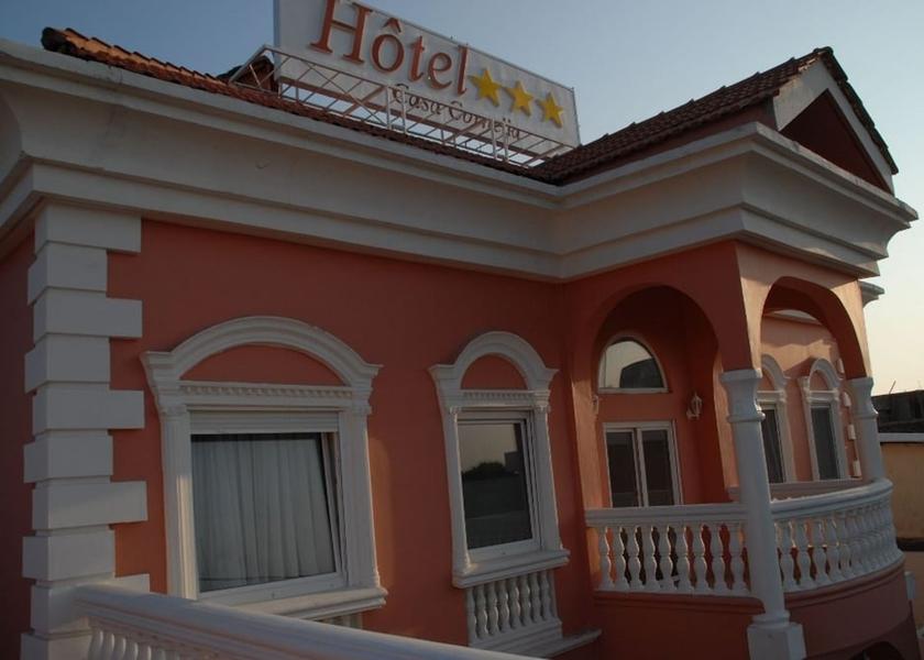  Cotonou Facade
