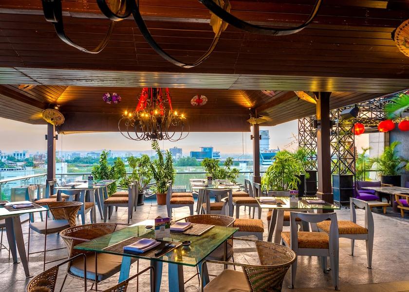 Maharashtra Pune Restaurant