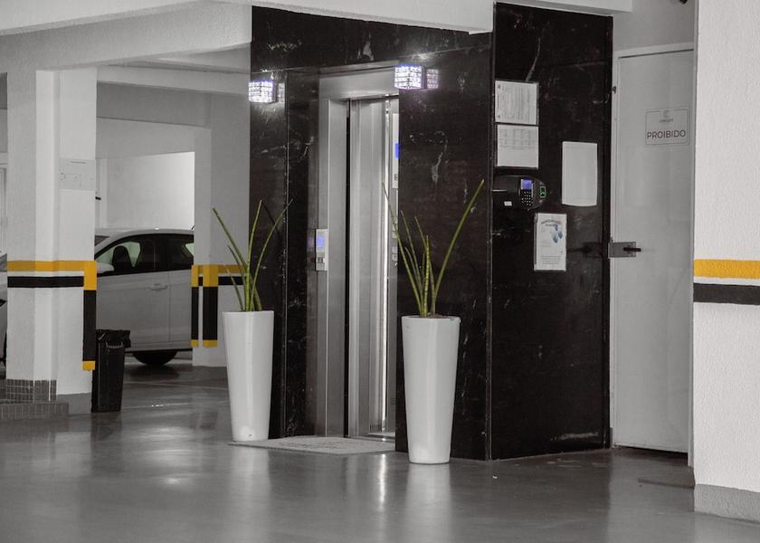 Santa Catarina Balneário Camboriú Elevator