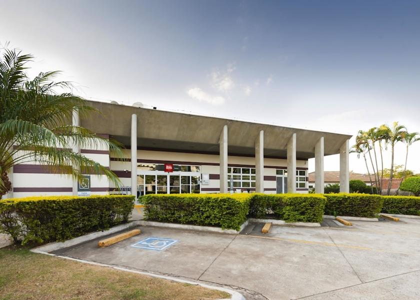 São Paulo State Paulinia Parking