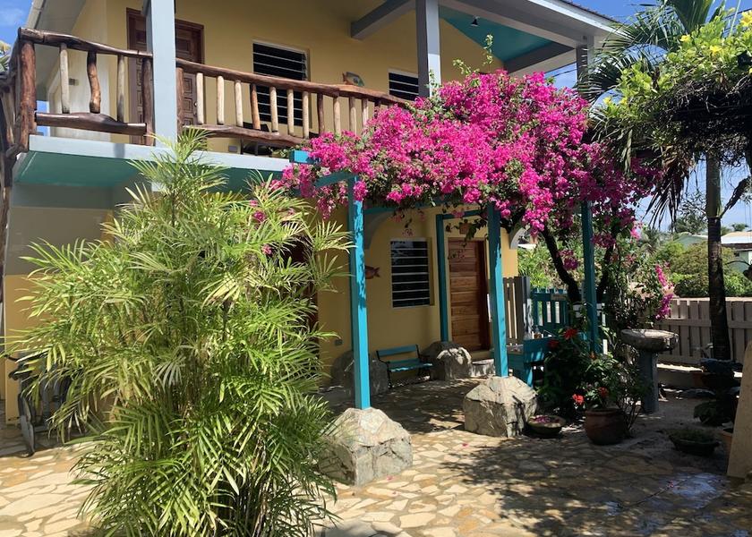 Stann Creek District Hopkins Exterior Detail