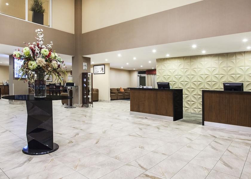 Alberta Leduc Interior entrance