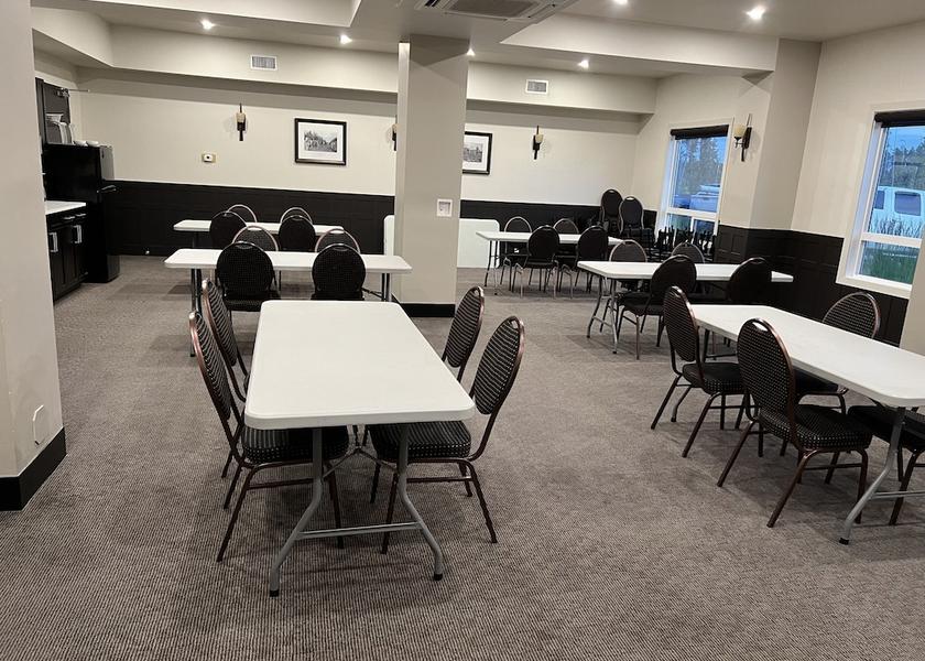 Alberta Whitecourt Business center