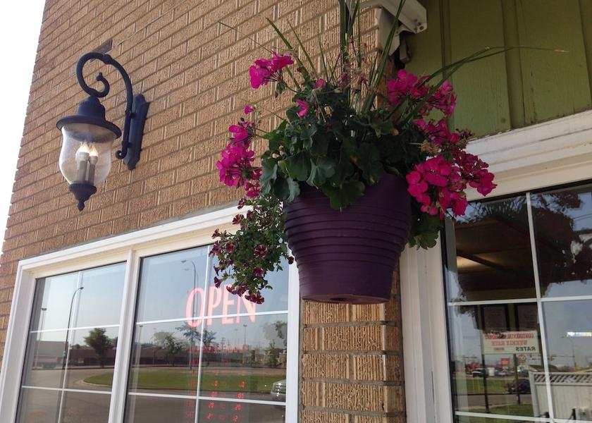 Alberta Grande Prairie Exterior Detail
