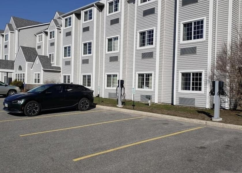 Ontario Parry Sound Electric vehicle charging station