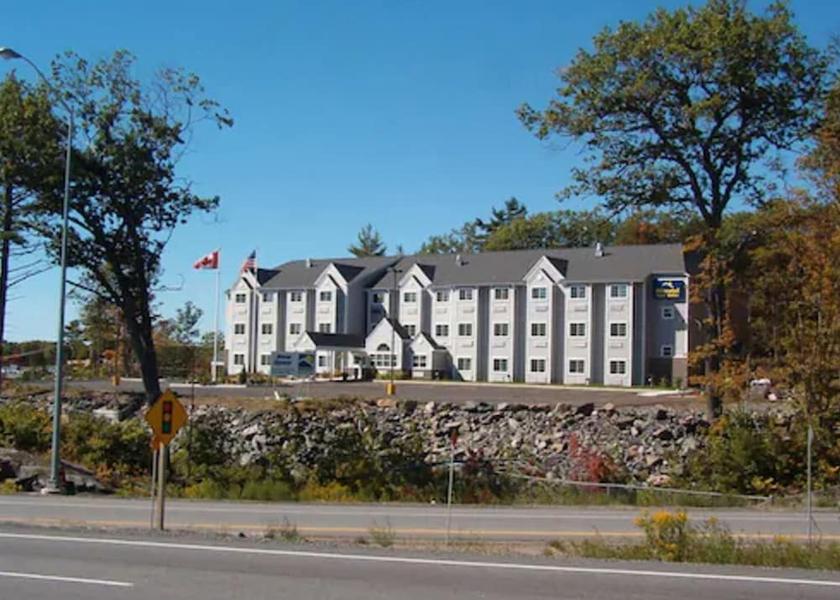 Ontario Parry Sound Exterior