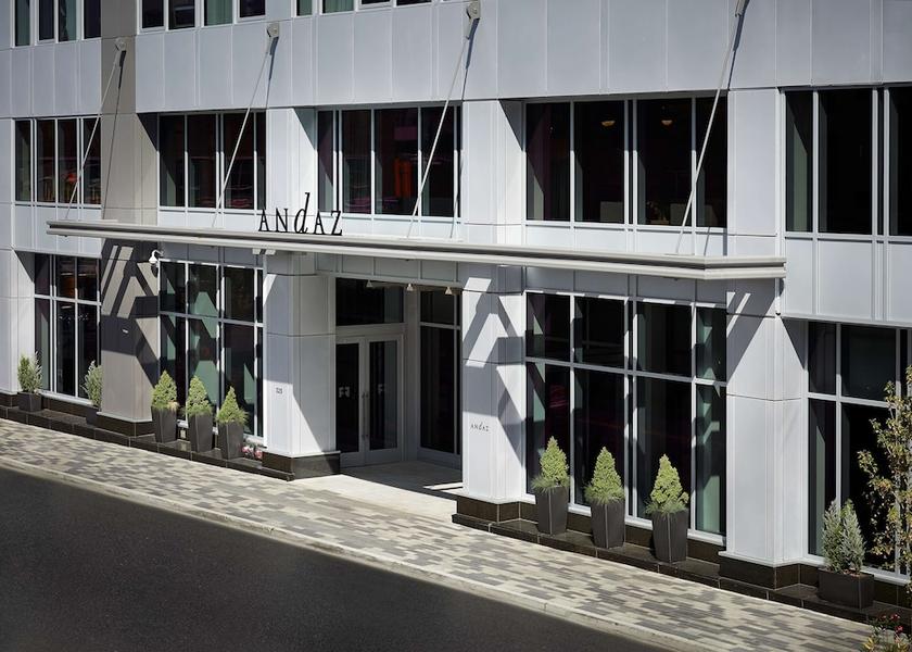 Ontario Ottawa Exterior