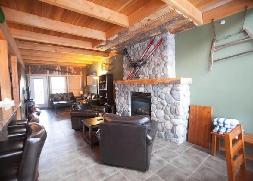 British Columbia Penticton Living Area
