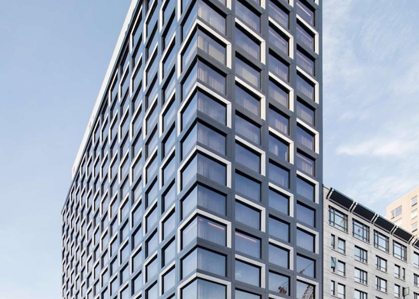 Quebec Montreal Exterior