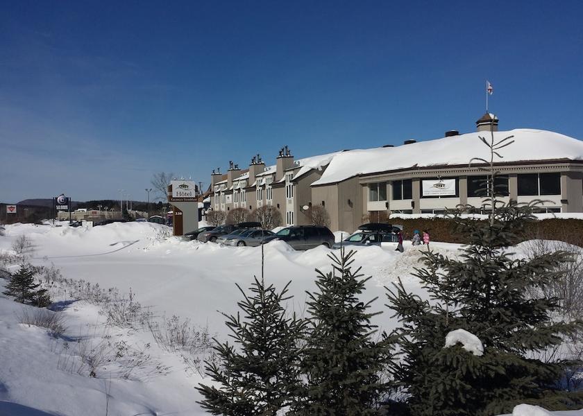 Quebec Mont-Tremblant Facade
