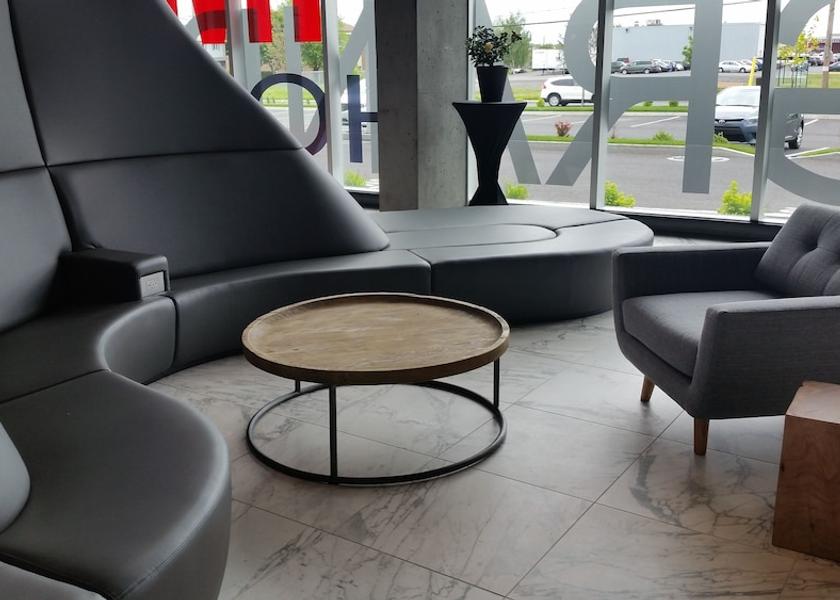 Quebec Drummondville Lobby lounge