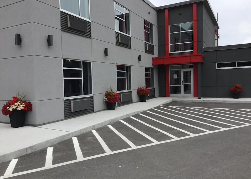 Quebec Laval Property entrance