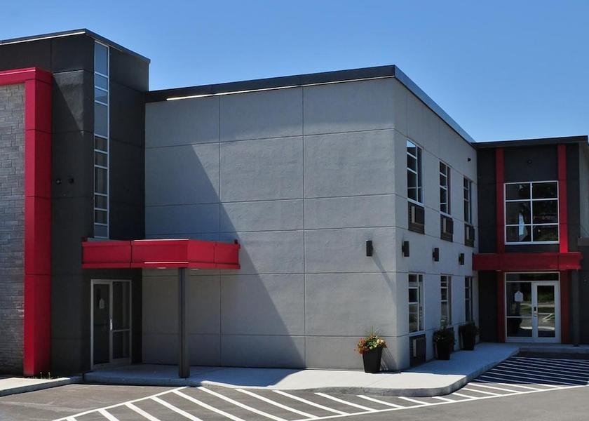 Quebec Laval Exterior