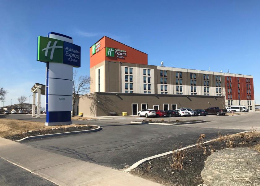 Ontario Mississauga Hotel Exterior