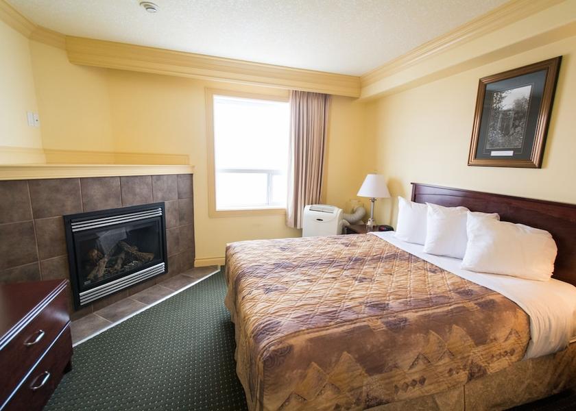 Alberta Peace River Room