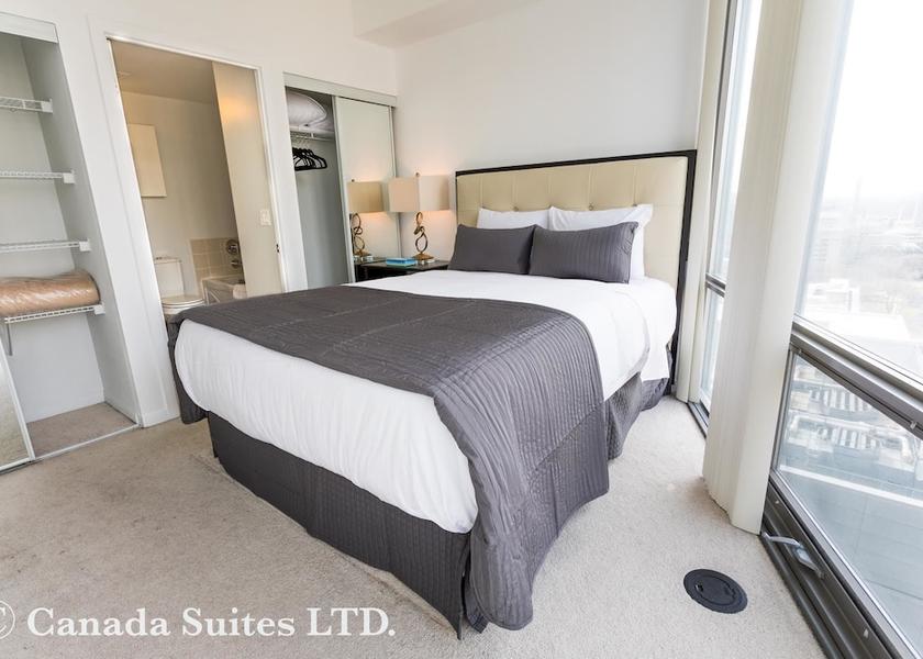 Ontario Toronto Room