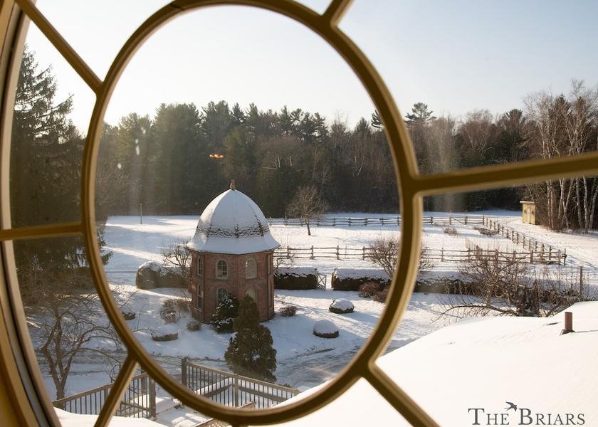 Ontario Jacksons Point Property Grounds