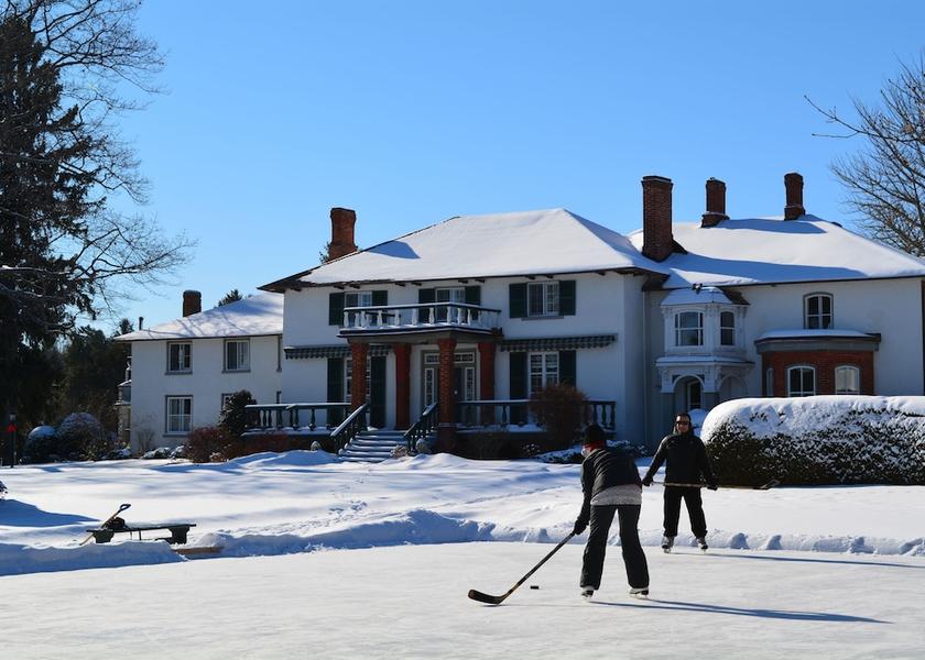 Ontario Jacksons Point Snow and Ski Sports