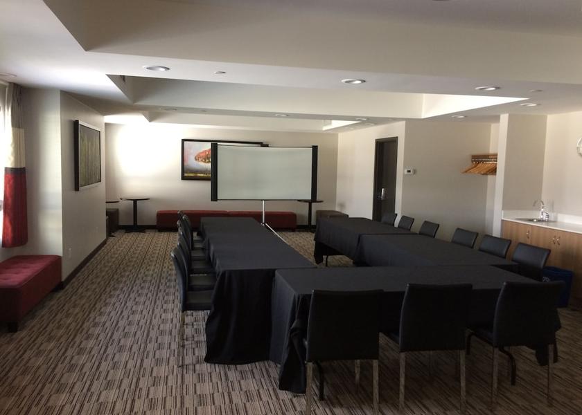 Ontario Sudbury Meeting Room