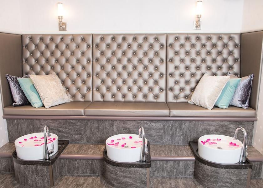 British Columbia Nelson Spa