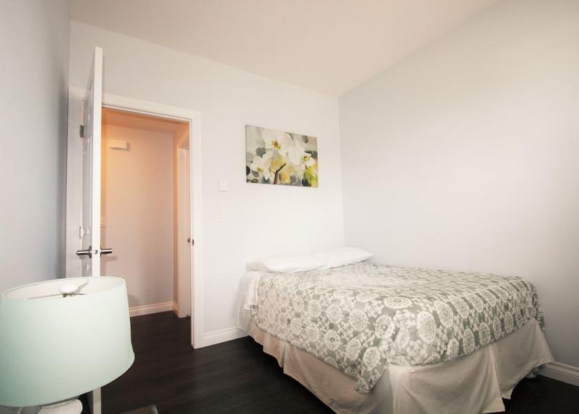 Saskatchewan Saskatoon Room