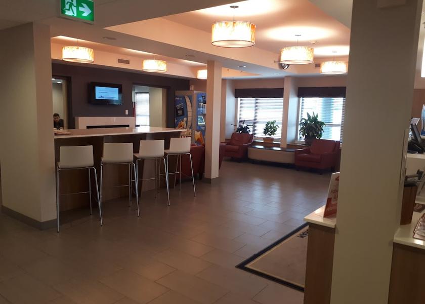 Ontario Casselman Lobby