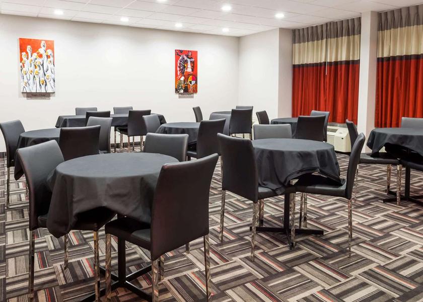 Ontario Casselman Meeting Room