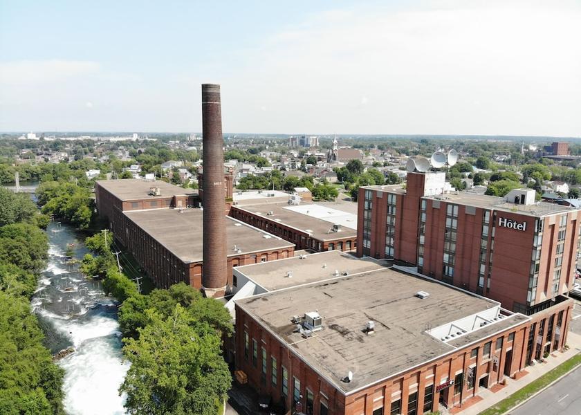Quebec Salaberry De Valleyfield Exterior Detail