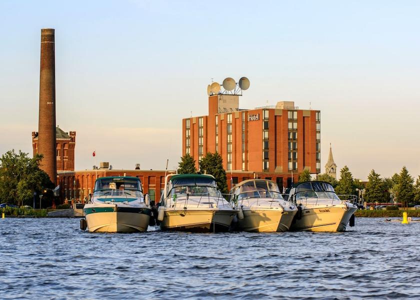 Quebec Salaberry De Valleyfield Lake