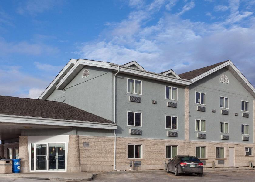 Manitoba Winnipeg Hotel Exterior