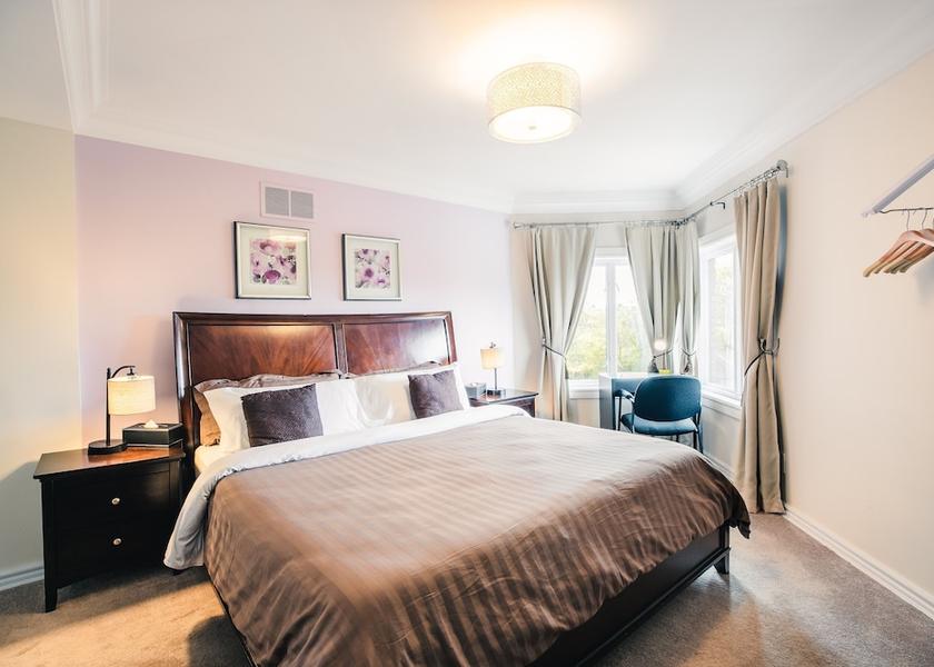 Ontario Brampton Room