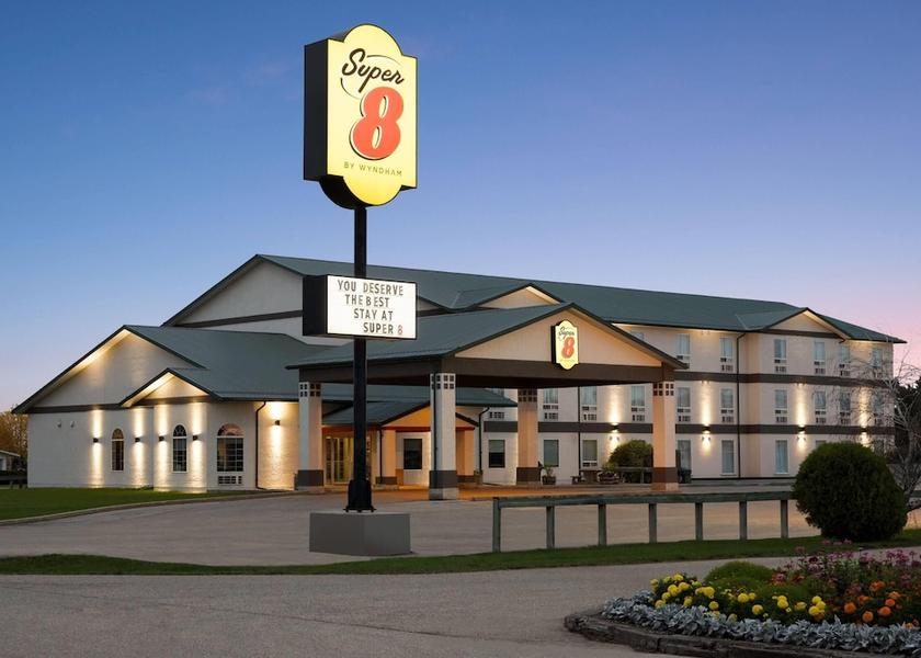 Manitoba Swan River Exterior Detail