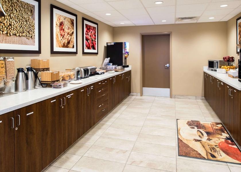 Alberta Red Deer Breakfast Area