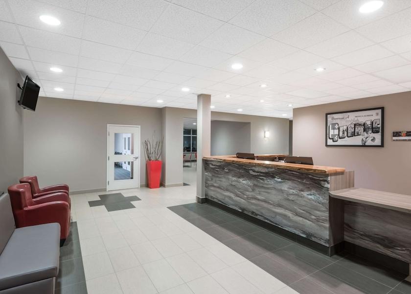 Quebec Mont-Laurier Lobby