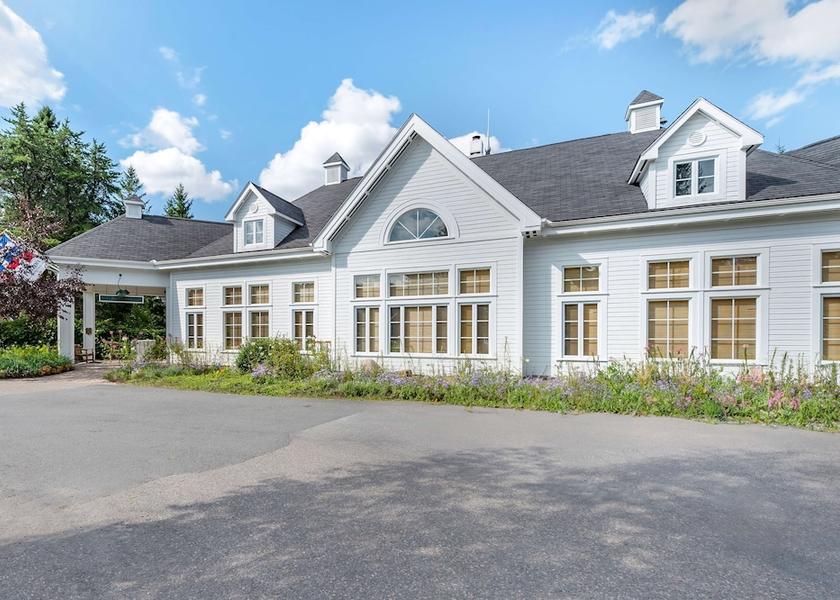 Quebec Mont-Tremblant Exterior Detail