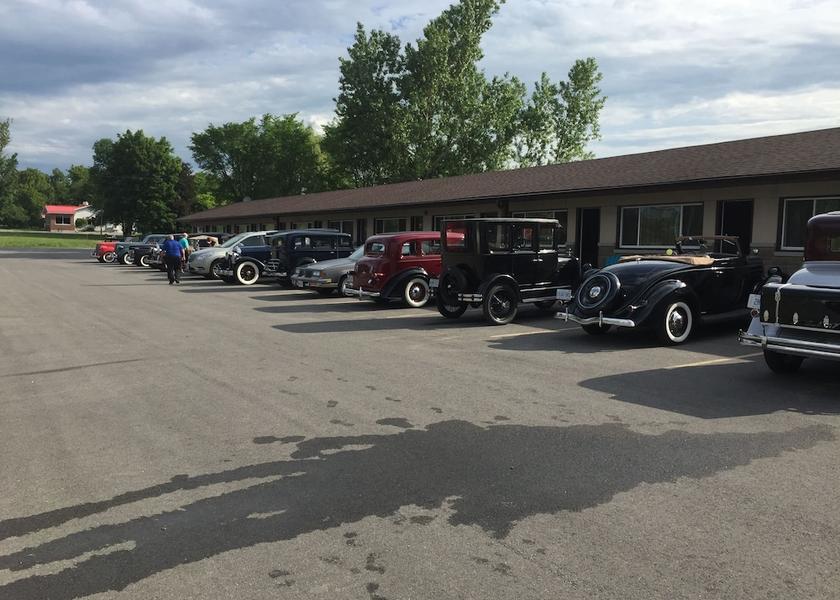 Ontario Napanee Facade