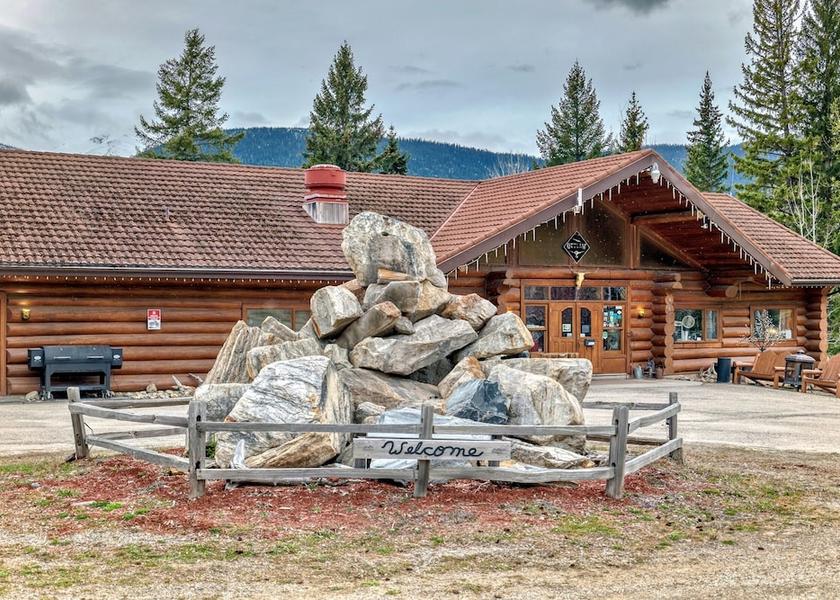 British Columbia Valemount Exterior