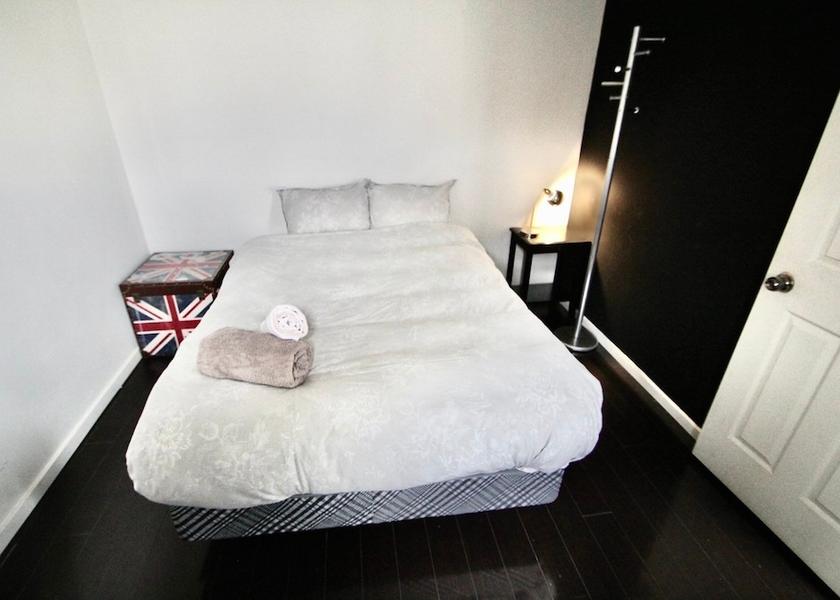 Ontario Toronto Room