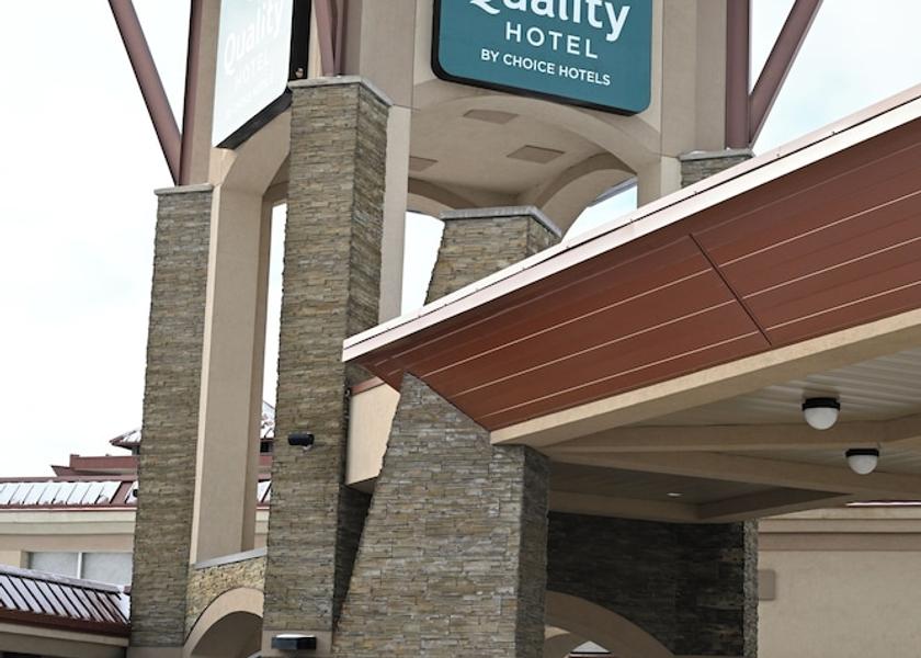 Alberta Peace River Exterior Detail