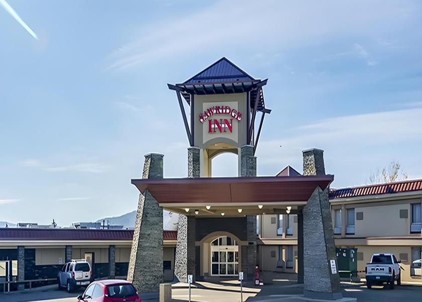 Alberta Peace River Hotel Exterior